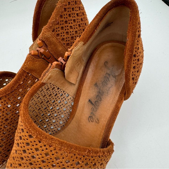 Free People Pandora D Orsay Laser Cut Out Brown Suede Shoe Boot Boho - Picture 6 of 14